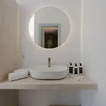 Naxos Tower Hotel *