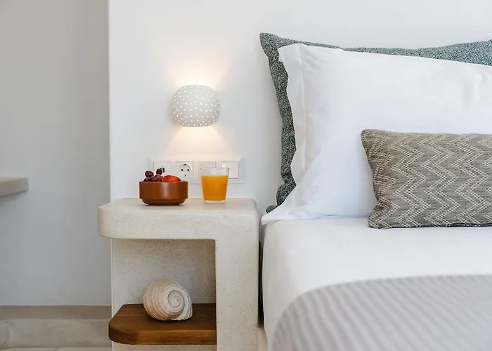 Naxos Tower Otel Galanado