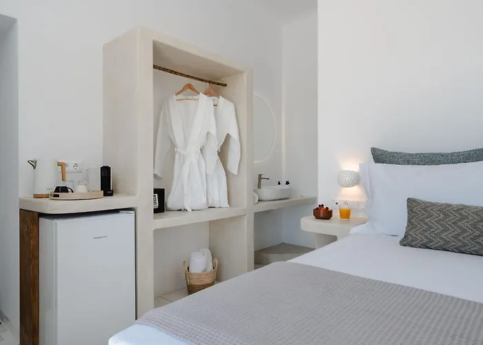 Naxos Tower * Galanado