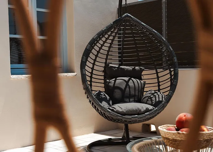 Naxos Tower Otel Galanado