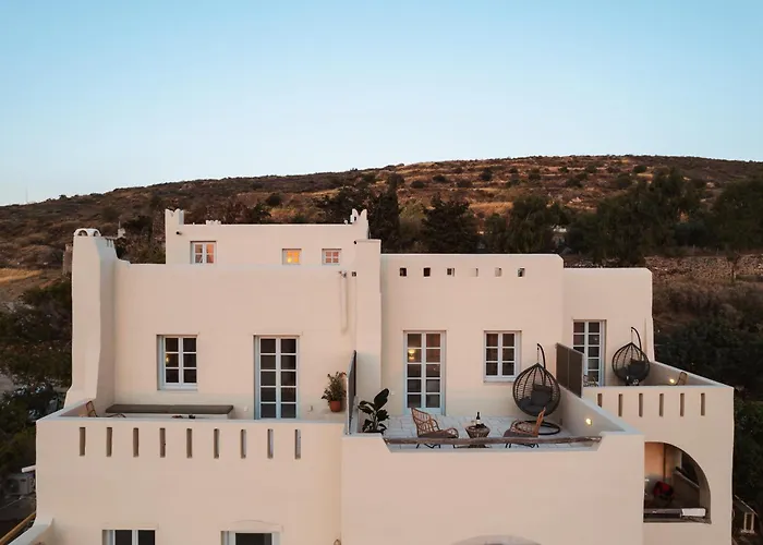 Otel Naxos Tower Galanado