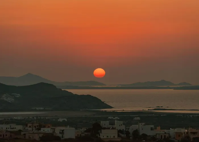Naxos Tower Otel Galanado