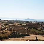 Naxos Tower * Galanado