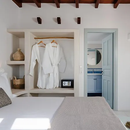 Отель Naxos Tower