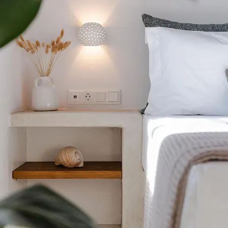 Отель Naxos Tower