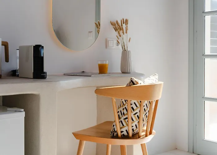 Naxos Tower Galanado