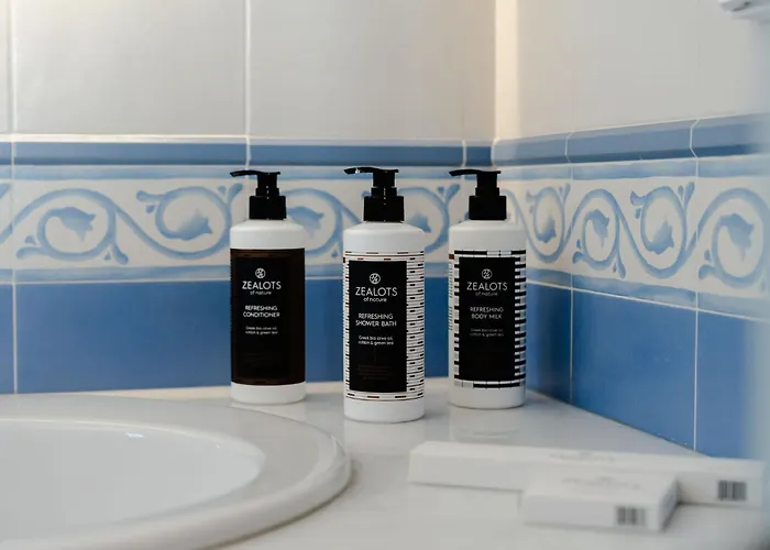 Naxos Tower Galanado